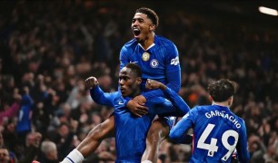 Chelsea thăng hoa nhờ sự phối hợp uyển chuyển giữa cặp trung vệ Chalobah - Fofana.