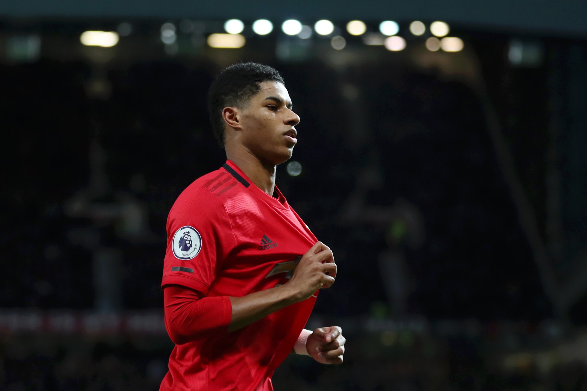 Barcelona từ bỏ ý định chiêu mộ Marcus Rashford