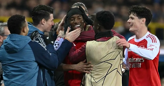 Madueke khiến fan Arsenal mê mẩn: Nụ cười chàng trai này thực sự quyến rũ