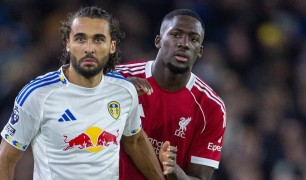Konate loay hoay với nỗi ám ảnh Calvert-Lewin trước trận tái đấu Leeds