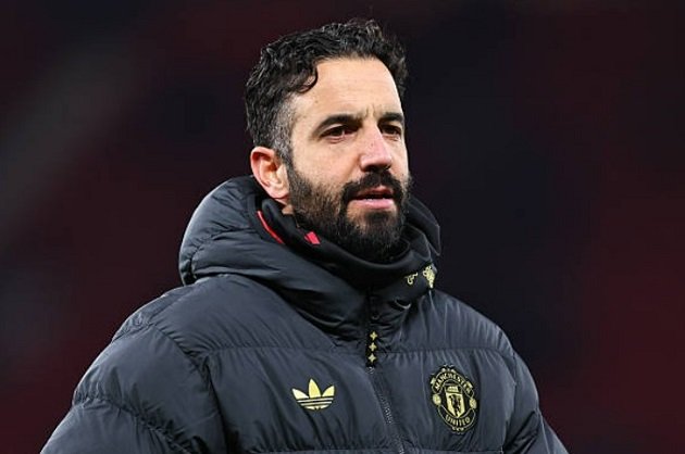 MU vượt qua áp lực, hòa Wolves tại Old Trafford