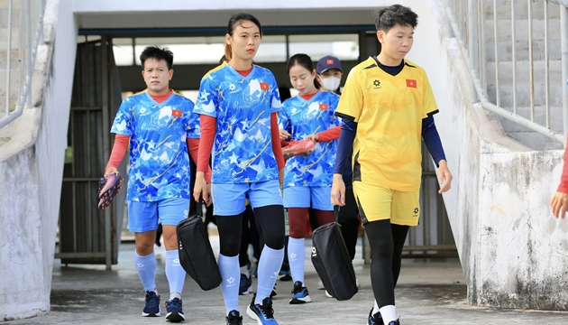 Đội tuyển nữ Việt Nam đối mặt với khó khăn về di chuyển và dinh dưỡng tại SEA Games 33