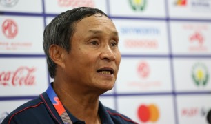 HLV Mai Đức Chung kết thúc hành trình cùng đội tuyển nữ Việt Nam sau SEA Games 33