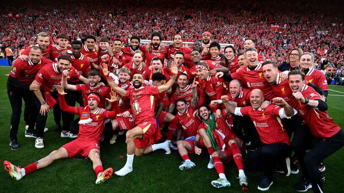 Liverpool 2025: Ngôi vương giữa những mảnh vỡ