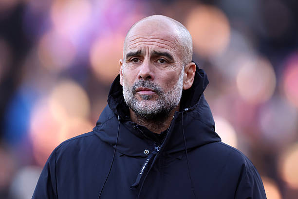Pep Guardiola chỉ trích thái độ thi đấu của Cherki, Savinho trong trận đấu Carabao Cup