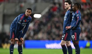 Arsenal đã nâng cao kỹ năng thực hiện bóng chết từ nền tảng mà Brentford đã xây dựng.