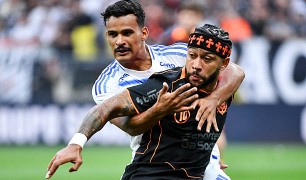Corinthians bị loại khỏi chung kết Copa do Brasil, Depay không thể tỏa sáng