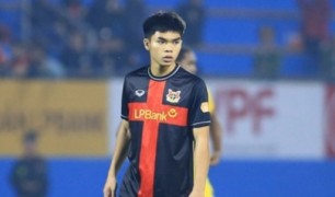 Bóng đá Việt 9/12: Lê Phát bật mí sự thật bất ngờ, HLV Mai Đức Chung phê phán công tác trọng tài