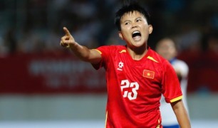 Bích Thùy không thể ngủ sau SEA Games: Trọng tài đã 'cướp' pha ghi bàn quan trọng nhất sự nghiệp của tôi