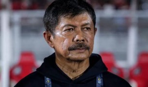 Indra Sjafri chỉ đích danh lỗi phòng ngự sau thảm bại của U22 Indonesia trước U22 Philippines