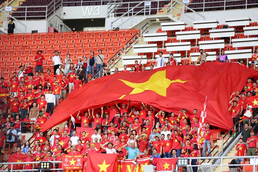 CĐV đau đầu săn vé trận đấu siêu hấp dẫn U22 Việt Nam - U22 Thái Lan do hệ thống quá tải