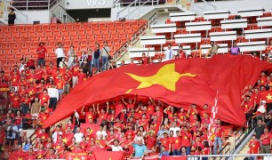 CĐV đau đầu săn vé trận đấu siêu hấp dẫn U22 Việt Nam - U22 Thái Lan do hệ thống quá tải