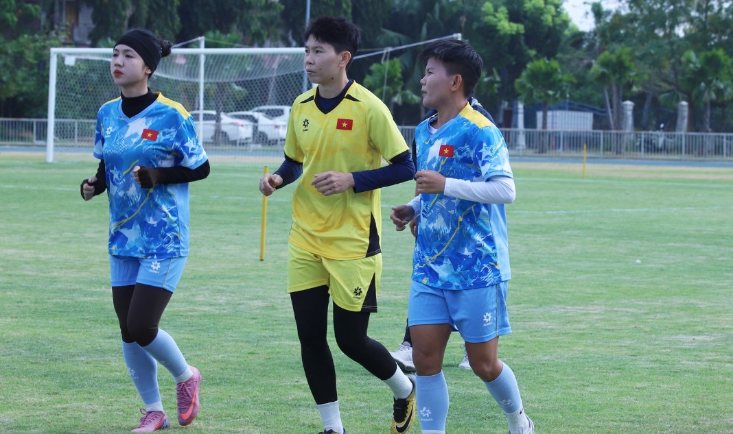 Phân tích tình huống tranh cãi từ trọng tài FIFA sau trận đấu của đội tuyển nữ Việt Nam