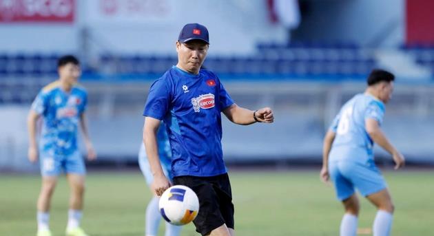 HLV Kim Sang-sik động viên U22 Việt Nam lật đổ Malaysia tại SEA Games 33