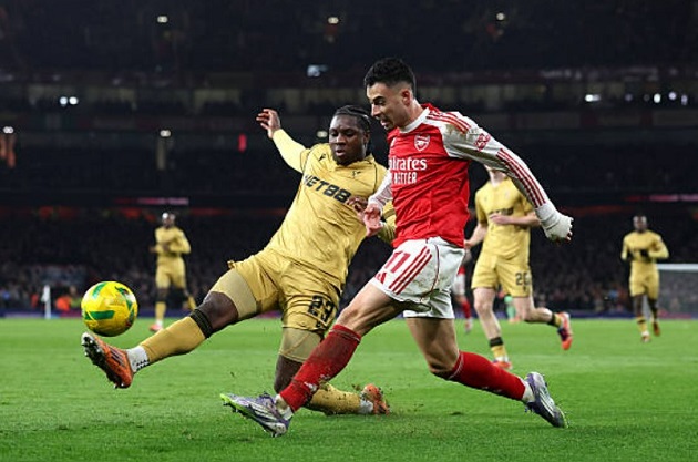 Martinelli chấn thương, Arsenal đối mặt với lo lắng sau trận đấu Carabao Cup