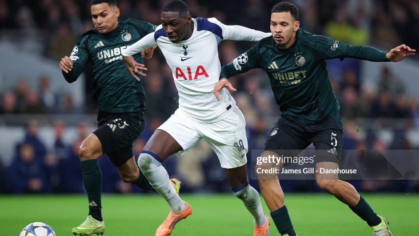 Đại thắng sân nhà, Tottenham lọt vào top 8 Champions League