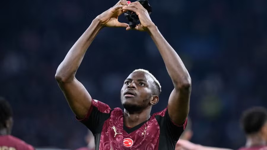 Osimhen tỏa sáng giúp Galatasaray hạ gục Ajax