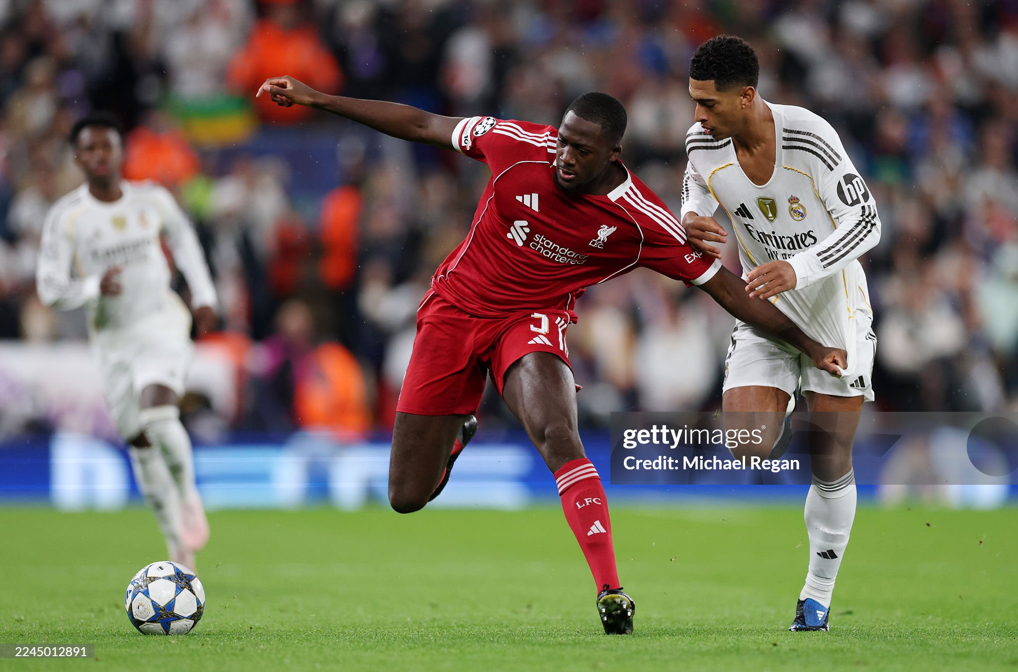 Mac Allister lại gieo sầu Real Madrid, Liverpool thắng nghẹt thở