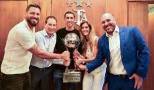 Di Maria đã đóng góp quan trọng giúp Rosario Central giành được danh hiệu vô địch lịch sử.