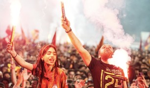 DNA Galatasaray: Lửa địa ngục, niềm kiêu hãnh và trái tim của những chú Sư tử