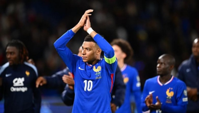 Mbappe: Tôi sẽ nỗ lực để thêm 400 bàn vào thành tích ghi bàn của mình.