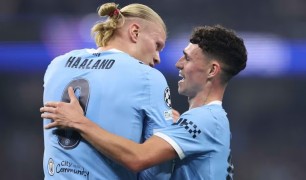 Man City đại thắng Dortmund, leo vào top 4