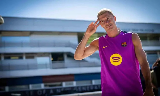 Lewandowski chuẩn bị trở lại, Barcelona gia tăng hi vọng trước trận đấu với Elche