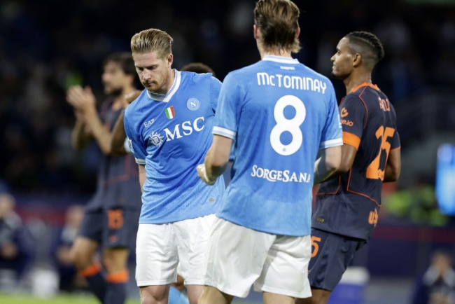 Napoli xác nhận De Bruyne sẽ phải nghỉ thi đấu dài hạn do chấn thương.