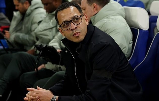 Rosenior phải học theo Maresca mới mong đánh bại PSG