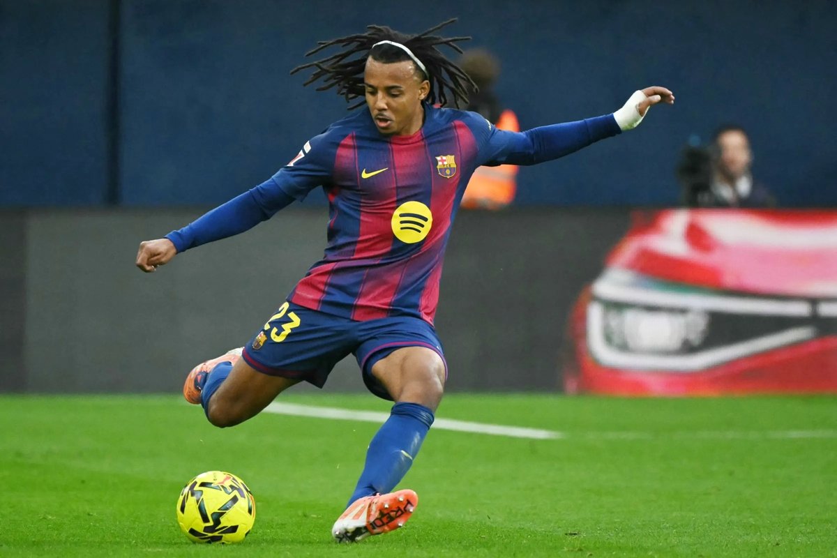 Liverpool bạo chi mua sao Barcelona