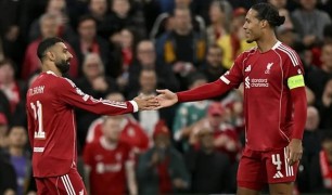 Van Dijk muốn Salah tiếp tục gắn bó với Liverpool