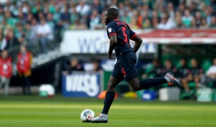 Bayern, Barca, Real Madrid ‘đấu đá’ giành Upamecano