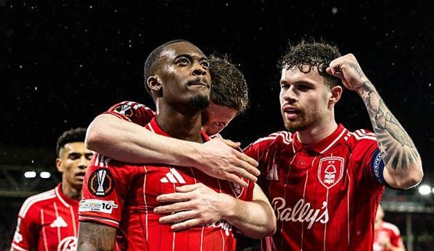 Thua Fenerbahce, Nottingham vẫn lần đầu vào vòng 1/8 Europa League