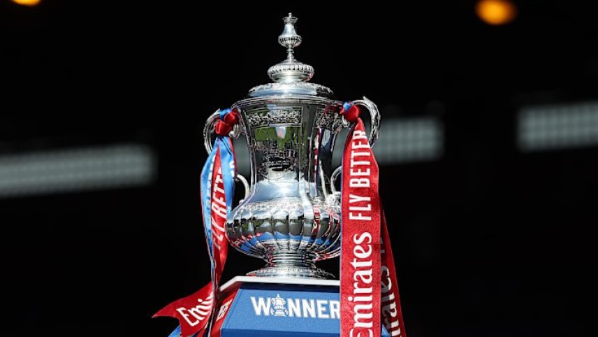 Arsenal và Chelsea đối mặt hiểm họa từ các đội bóng hạng dưới