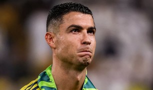 Ronaldo cân nhắc tương lai, Al Nassr đối mặt nghi vấn lớn