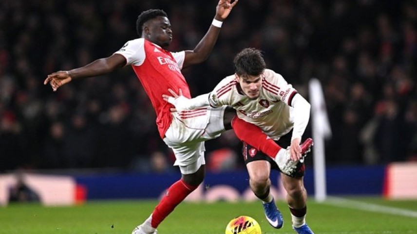 Liverpool hóa giải Saka nhờ Kerkez