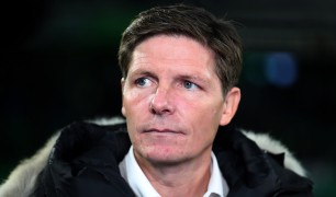 Oliver Glasner đối mặt nguy cơ bị Crystal Palace sa thải