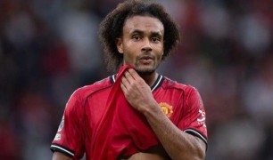 Zirkzee “bám trụ” Man United, dập tan tin đồn chia ly