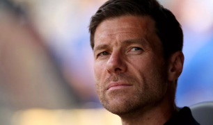Alonso có thể dẫn dắt Liverpool?