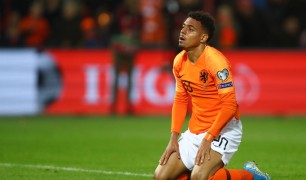 Donyell Malen sắp chuyển đến AS Roma