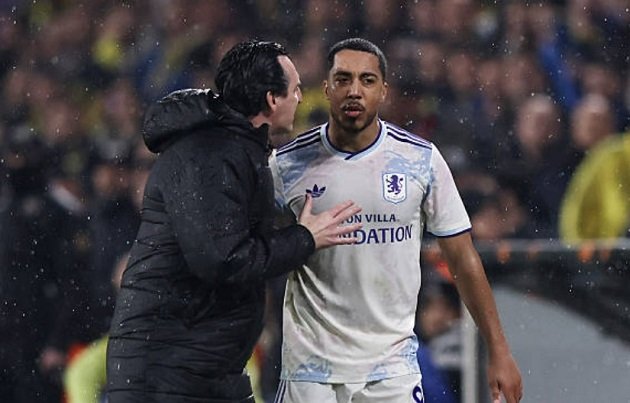 Emery gọi Tielemans là con trai sau màn xô xát