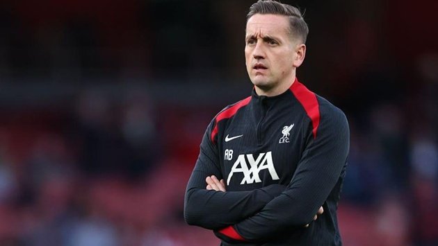 Liverpool đã sa thải Aaron Briggs