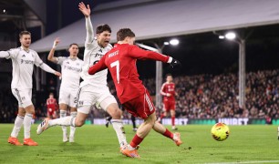 Luật hiếm của Premier League gây tranh cãi, Fulham khiếu nại bàn thắng của Liverpool