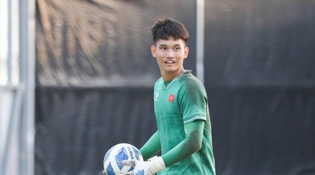 Đình Hải Bay Xuyên Đêm Hội Quân U23 Việt Nam
