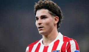 Liverpool chốt hợp đồng với Julian Alvarez