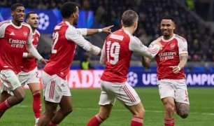 Gabriel Jesus thăng hoa, Arsenal chứng tỏ bản lĩnh
