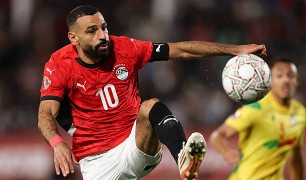 Liverpool vẫn sống khỏe khi vắng Salah