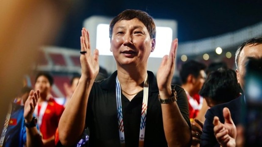 Bóng đá Việt Nam 4/1: HLV Kim Sang-sik được khen ngợi; U23 Thái Lan đối mặt thách thức