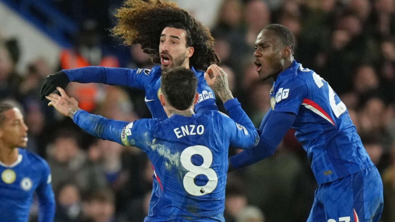 Chủ Chelsea tiết lộ lý do chiêu mộ Cucurella