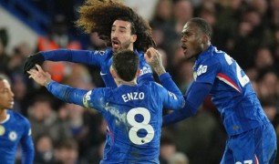 Chủ Chelsea tiết lộ lý do chiêu mộ Cucurella